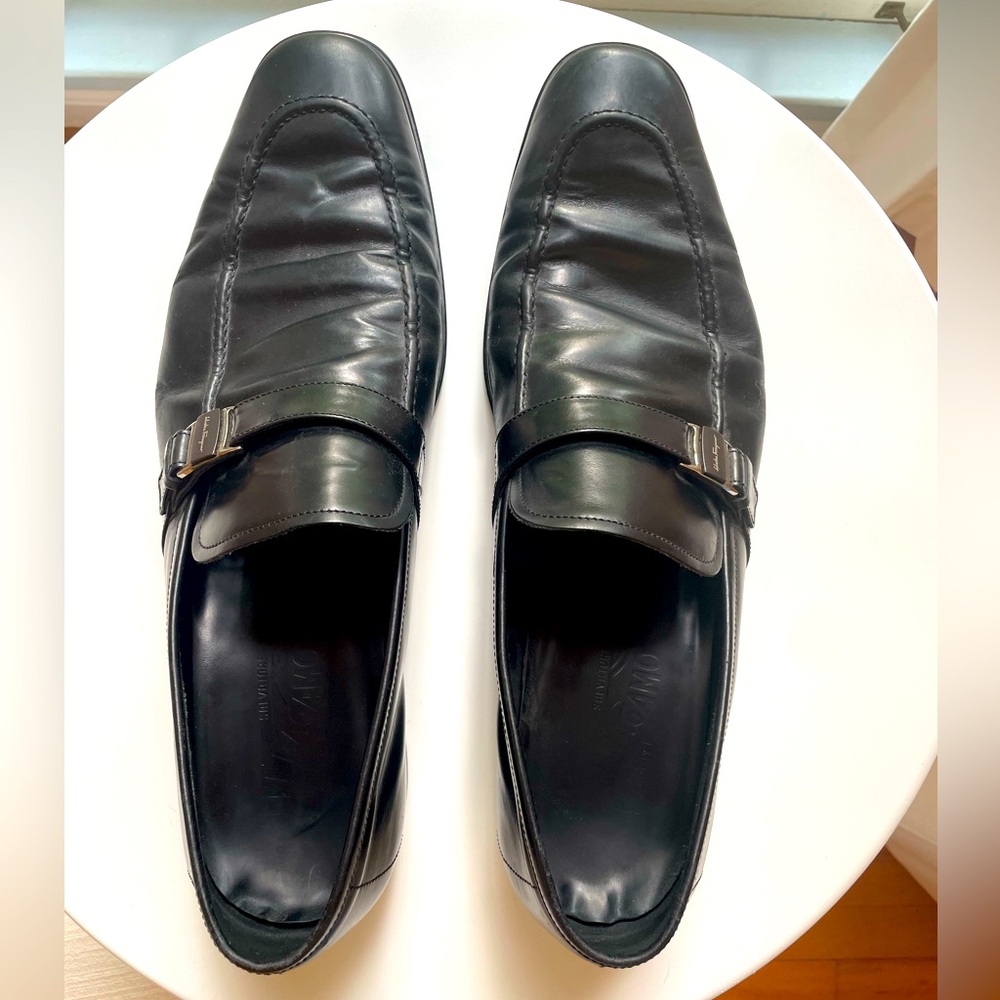 EUC Salvatore Ferragamo Black Leather “Mattia” Buckle Loafer - Men’s sz 13